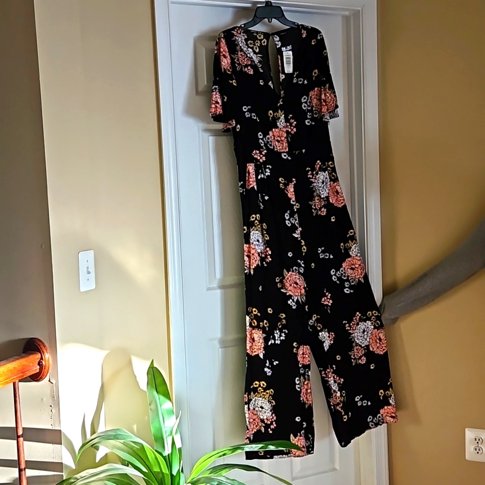 Black Floral Flutter Sleeve Jumpsuit